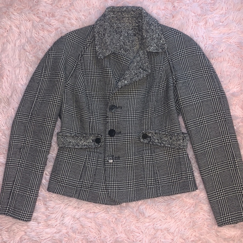 Reversible black & white wool Houndstooth/ Tweed short Worth NY  jacket.